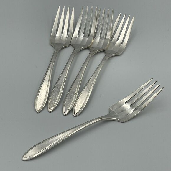 5 Nobility Plate REVERIE Oneida 6 1/4 in Vintage Salad Dessert Forks Replacement - Picture 4 of 5